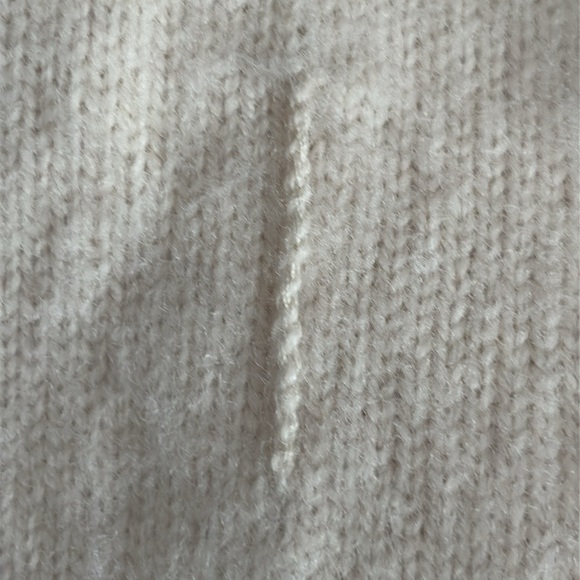 MaxMara Pure New Wool Cardigan Sweater in Beige - Size Large (measured) - Picture 4 of 9